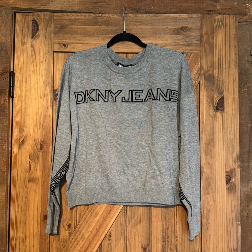 NWT DKNY Sweater, gray, large, with sleeve detail